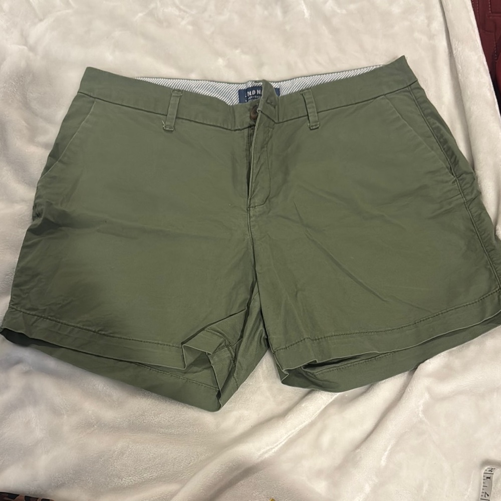 Old Navy Green Bermuda Shorts Cotton Blend